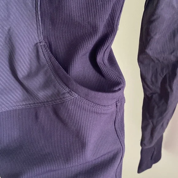 Lululemon Reversible Sweater - Picture 3 of 6